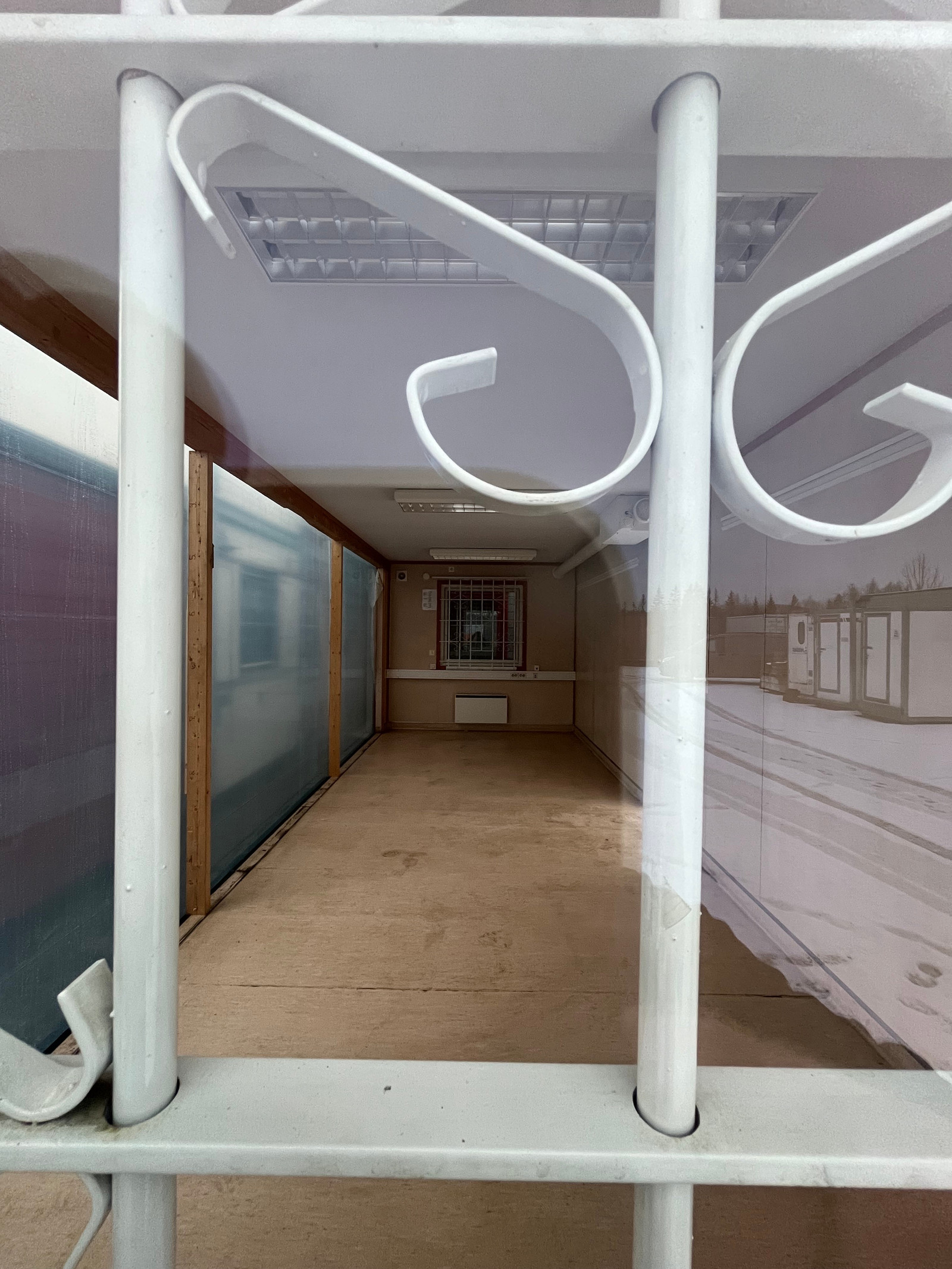 Barracão de escritório com hall integrado - Image 7