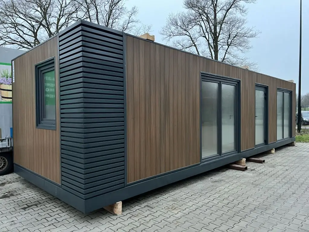 Casa pré-fabricada usada T1, 11 m x 3,5 m (38,5 m²) | Promoção! 50% de desconto - Image 15